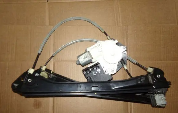 Volkswagen Jetta VI Front door window regulator with motor 3C0959793B