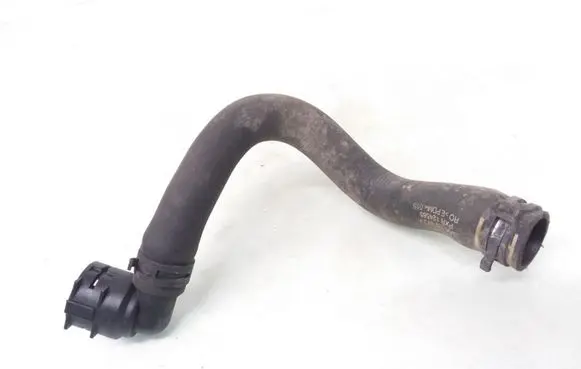 Volkswagen PASSAT B7 Engine coolant pipe/hose 3AA122073A