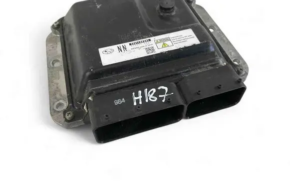 Subaru Legacy Engine control unit/module ECU 22611AP841
