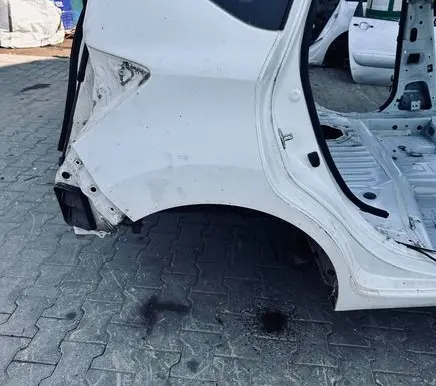 Nissan Note (E12) Set of end parts 