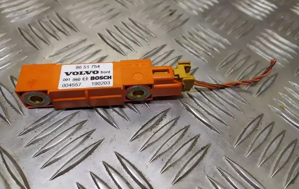 Volvo XC90 Airbag deployment crash/impact sensor 8651754