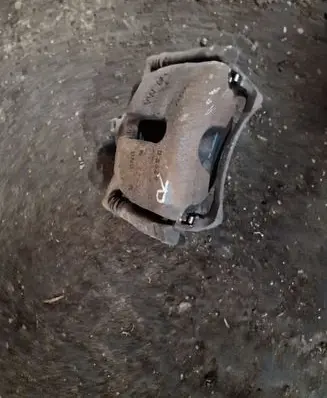 Skoda Superb B8 (3V) Front brake caliper