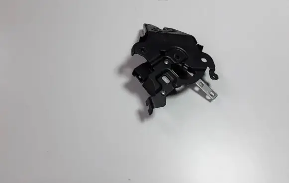 Mazda 6 Loading door lock 4F190460