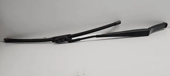 Volkswagen PASSAT B6 Front wiper blade arm