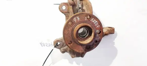 Volvo V70 Front wheel hub