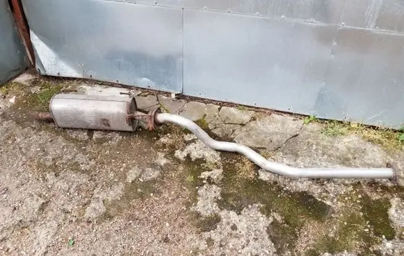 Muffler/silencer