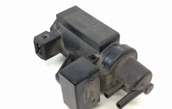 BMW 3 E90 E91 Turbo solenoid valve 7796634