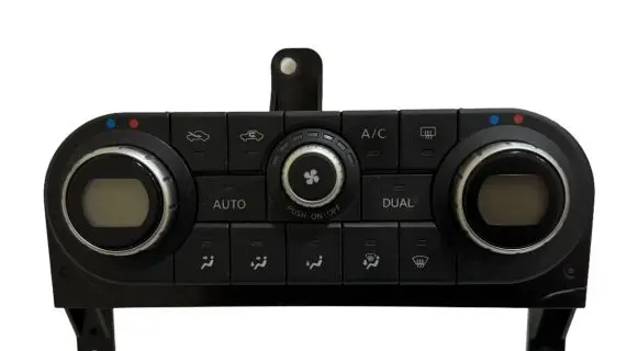 Nissan Qashqai Climate control unit 27500JD45C C8404 A02000A7706001