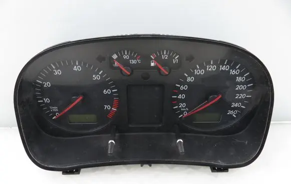 Volkswagen Golf IV Speedometer (instrument cluster) 0263618031 1J0920802B