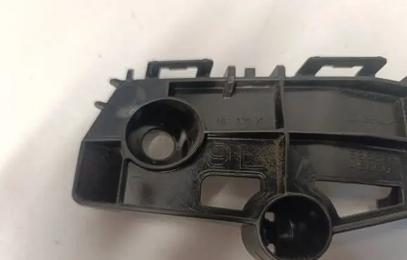 Lexus RX V Front bumper mounting bracket 5253648050