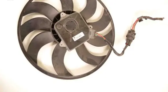 BMW 3 F30 F35 F31 Fan impeller 8641947