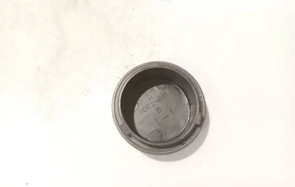 KIA Ceed Headlight/headlamp dust cover 
