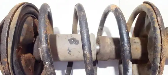 Mitsubishi Carisma Front coil spring