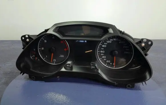 Audi A4 S4 B8 8K Speedometer (instrument cluster) 8K0920900K