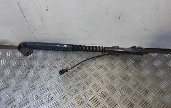 Audi A7 S7 4G Tailgate strut 4G8827851E