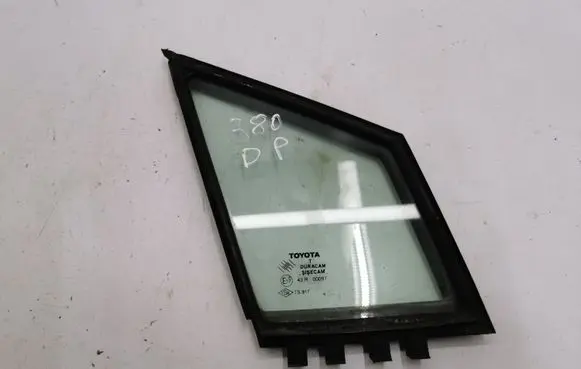 Toyota Corolla Verso AR10 Front door vent window glass four-door 682150F010