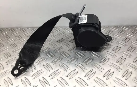 BMW 4 F32 F33 Rear seatbelt 7243309