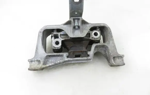 Mercedes-Benz A W176 Engine mount vacuum valve A2462402517