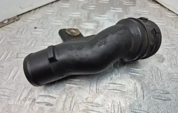 Nissan X-Trail T31 Intercooler hose/pipe HP04