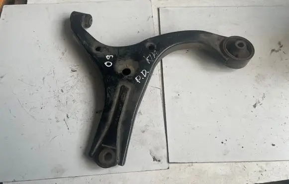KIA Rio Front lower control arm/wishbone 545011EXXX