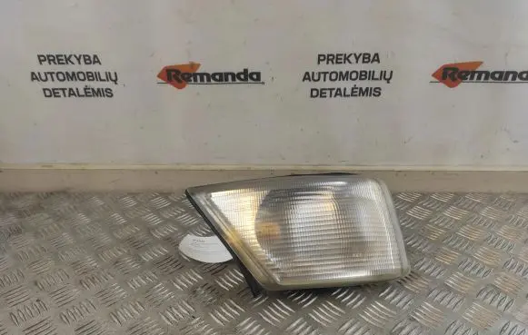 Iveco Daily 45 - 49.10 Front indicator light 1315106149