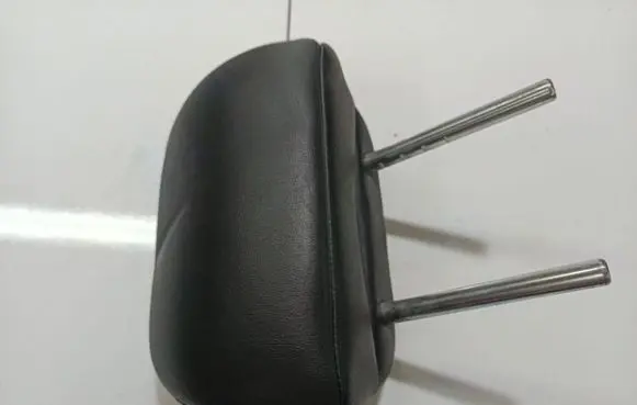 Honda Accord Front seat headrest 
