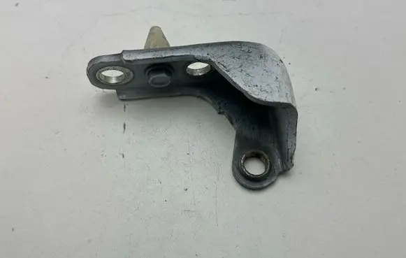 Ford Mustang VI Front door upper hinge 22801110