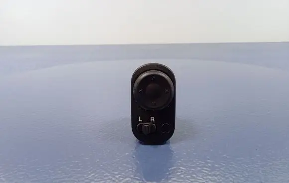 Chevrolet Lacetti Mirror heating switch 