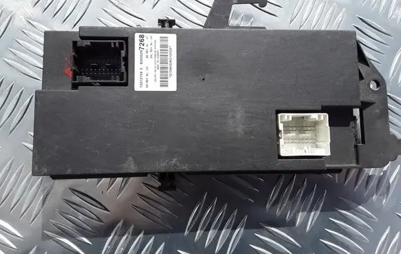 Renault Espace - Grand espace IV Comfort/convenience module 8200029726B
