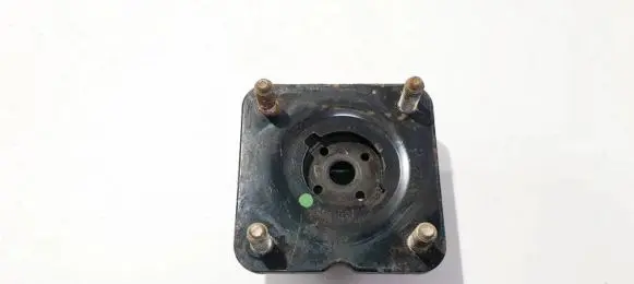 Coil spring mount