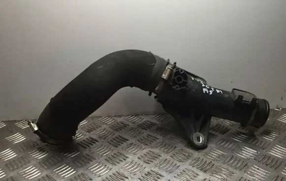 Audi A5 8T 8F Intercooler hose/pipe 8K0145673E 8K0145737H