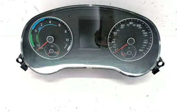 Volkswagen Jetta VI Speedometer (instrument cluster) 5C6920983 5C6920