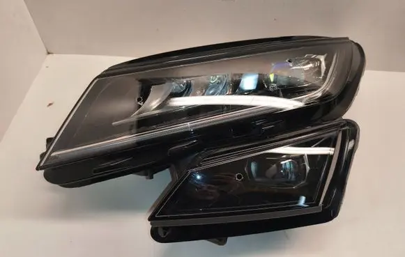 Headlight/headlamp