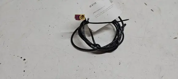 BMW 2 F22 F23 Radio antenna F0313559