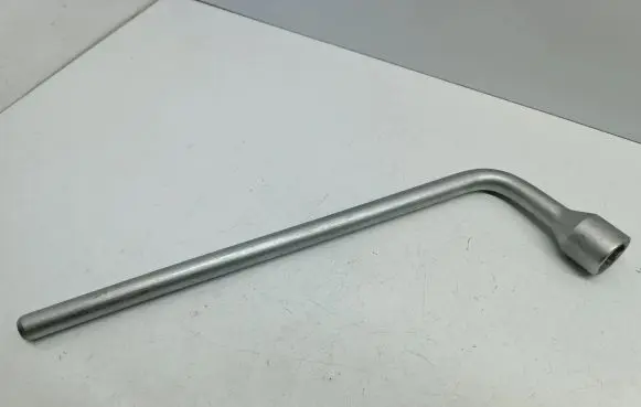 Mercedes-Benz A W169 Wheel nut wrench 1205810246 A1205810246
