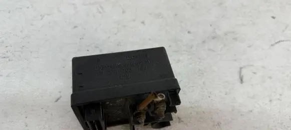 Peugeot Boxer Glow plug pre-heat relay 0281003009