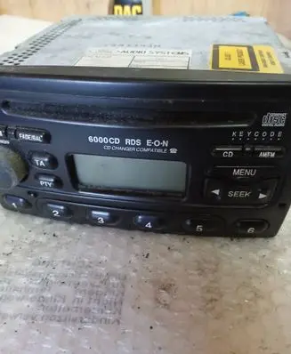 Ford Focus Radio/CD/DVD/GPS head unit 10R020387 M002731 YS4F18C815AA