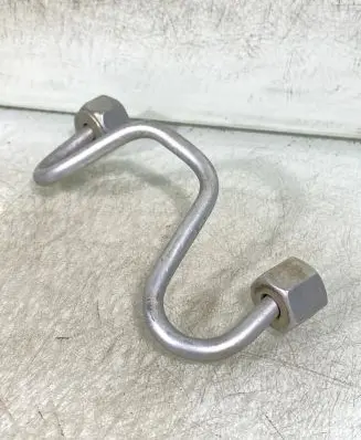 Fuel injector supply line/pipe