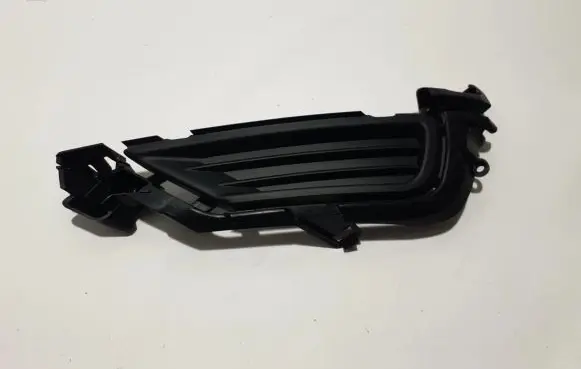 Volvo XC90 Front bumper lower grill 31425512