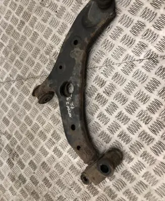 Mazda 3 III Front lower control arm/wishbone