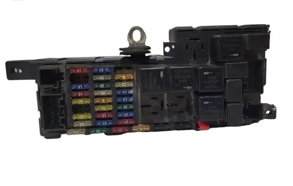 Volvo XC90 Fuse module 8678449