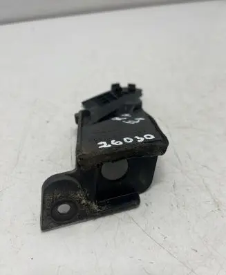 Hyundai i20 (GB IB) Fender mounting bracket 86153C8000