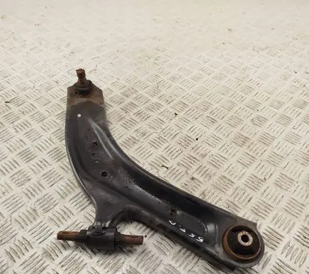 Nissan X-Trail T32 Front lower control arm/wishbone