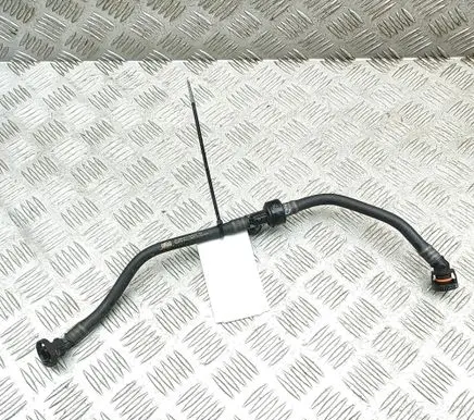 BMW 3 G20 G21 Breather hose/pipe 8665277