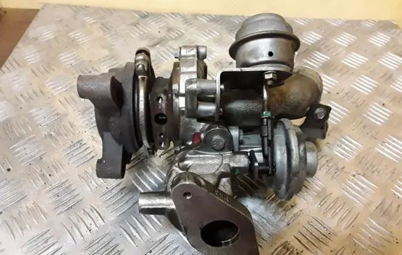 Peugeot 407 Turbo GT12382 7703320001 756653