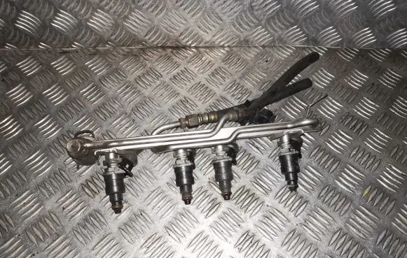 Fuel injectors set