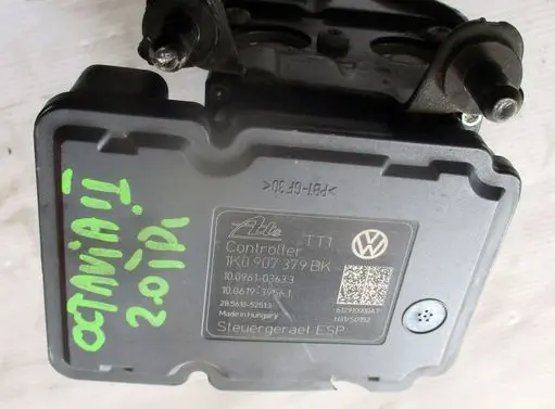 Skoda Octavia Mk2 (1Z) ABS Pump 1K0907379BK