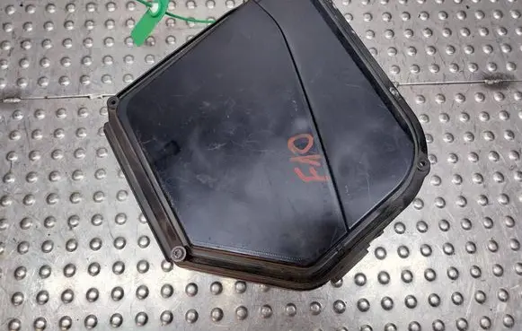 BMW 5 F10 F11 Fuse box cover S27705787 7555151