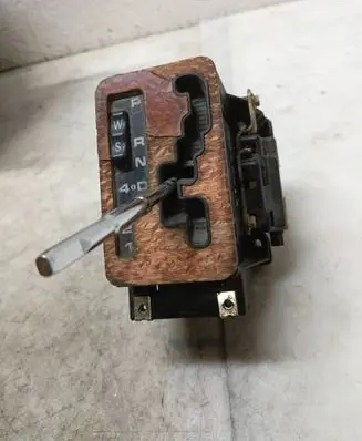 Mercedes-Benz C W202 Gear shifter/selector A1402670837