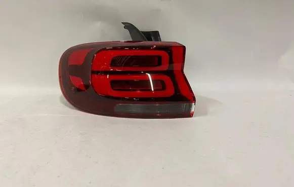 Citroen C5 Aircross Rear/tail lights 9817269280